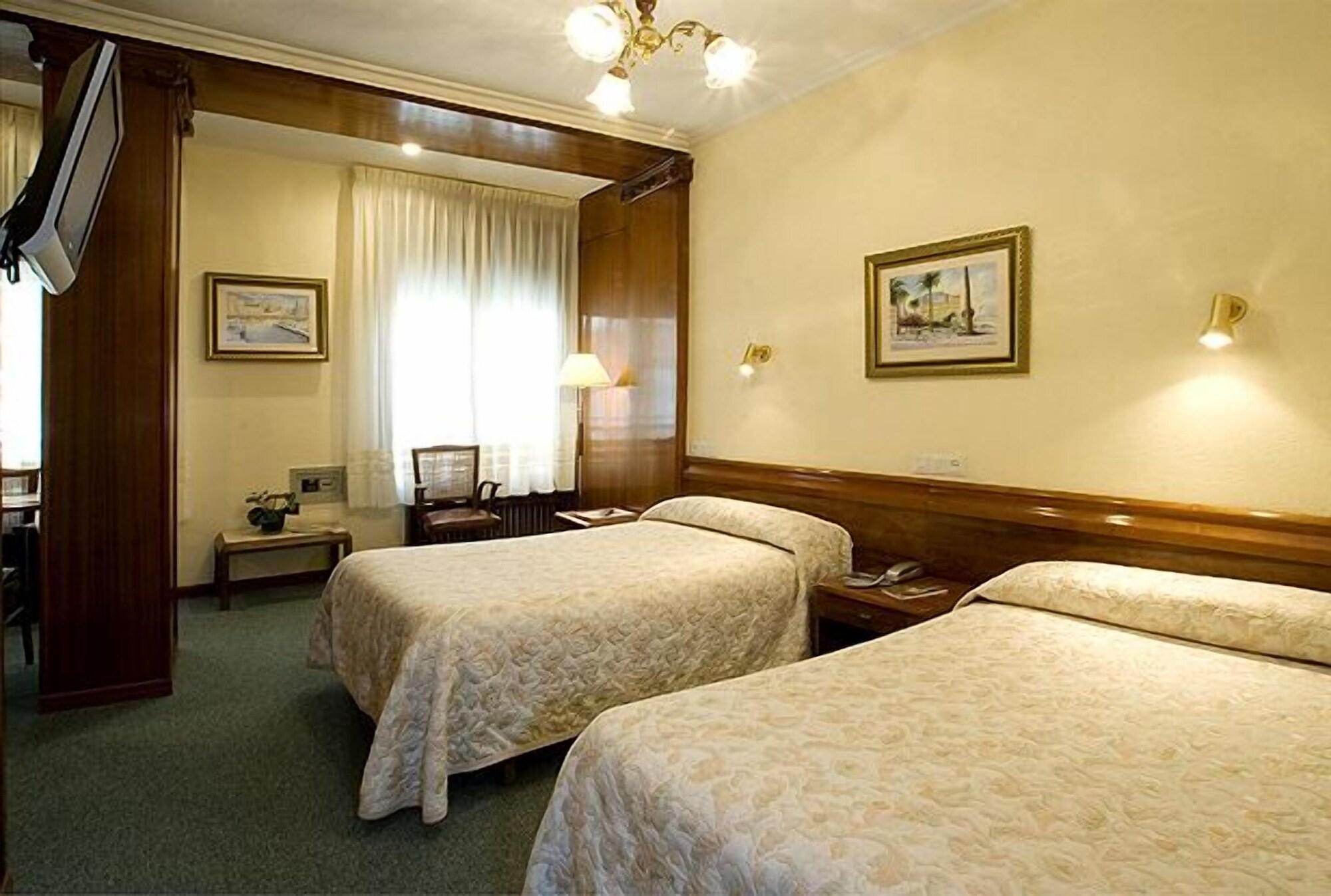 Hotel Castilla Gijon Luaran gambar