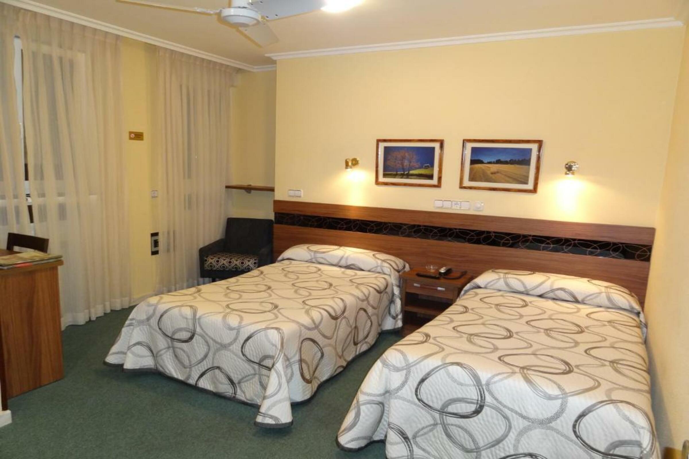 Hotel Castilla Gijon Luaran gambar