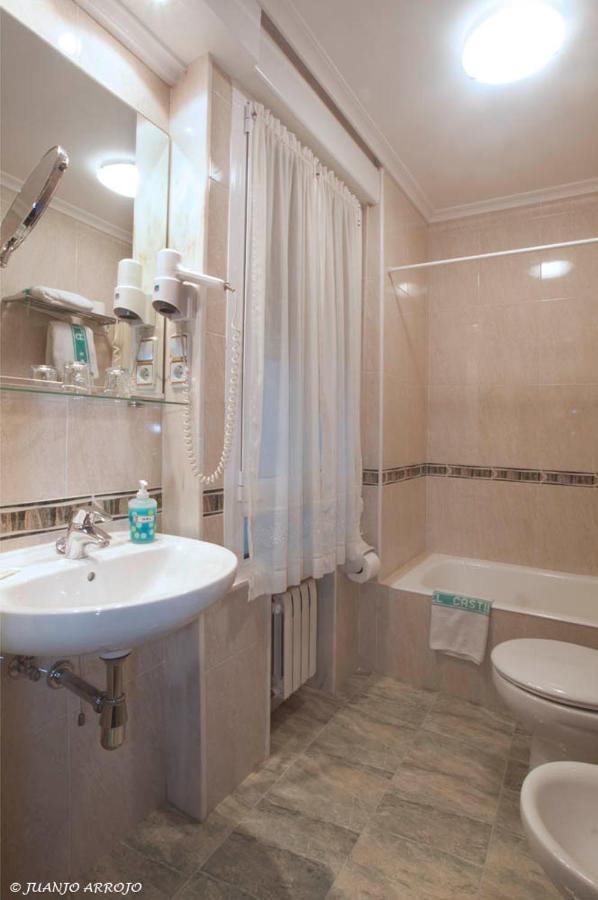 Hotel Castilla Gijon Luaran gambar