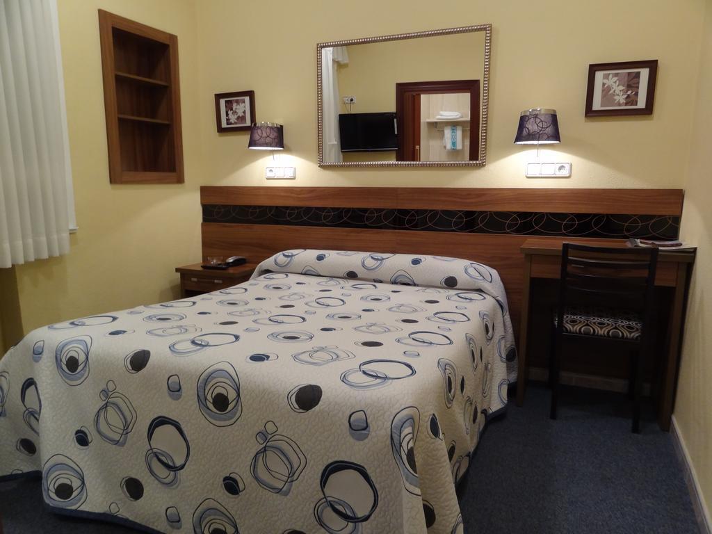 Hotel Castilla Gijon Luaran gambar