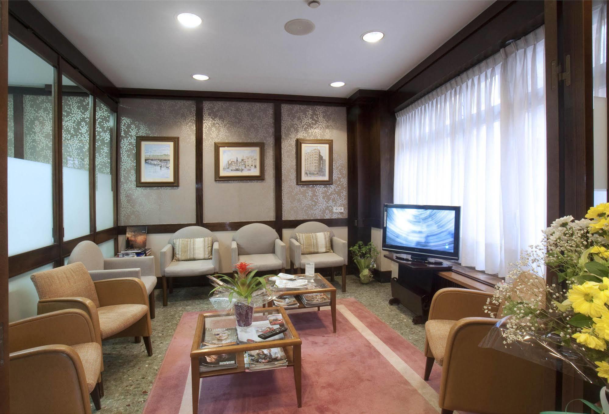 Hotel Castilla Gijon Luaran gambar